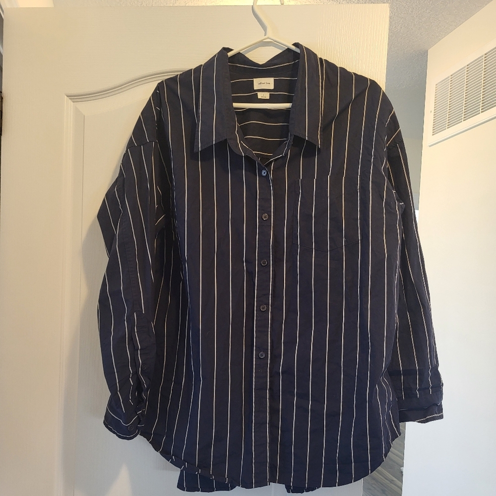 Wilfred button down